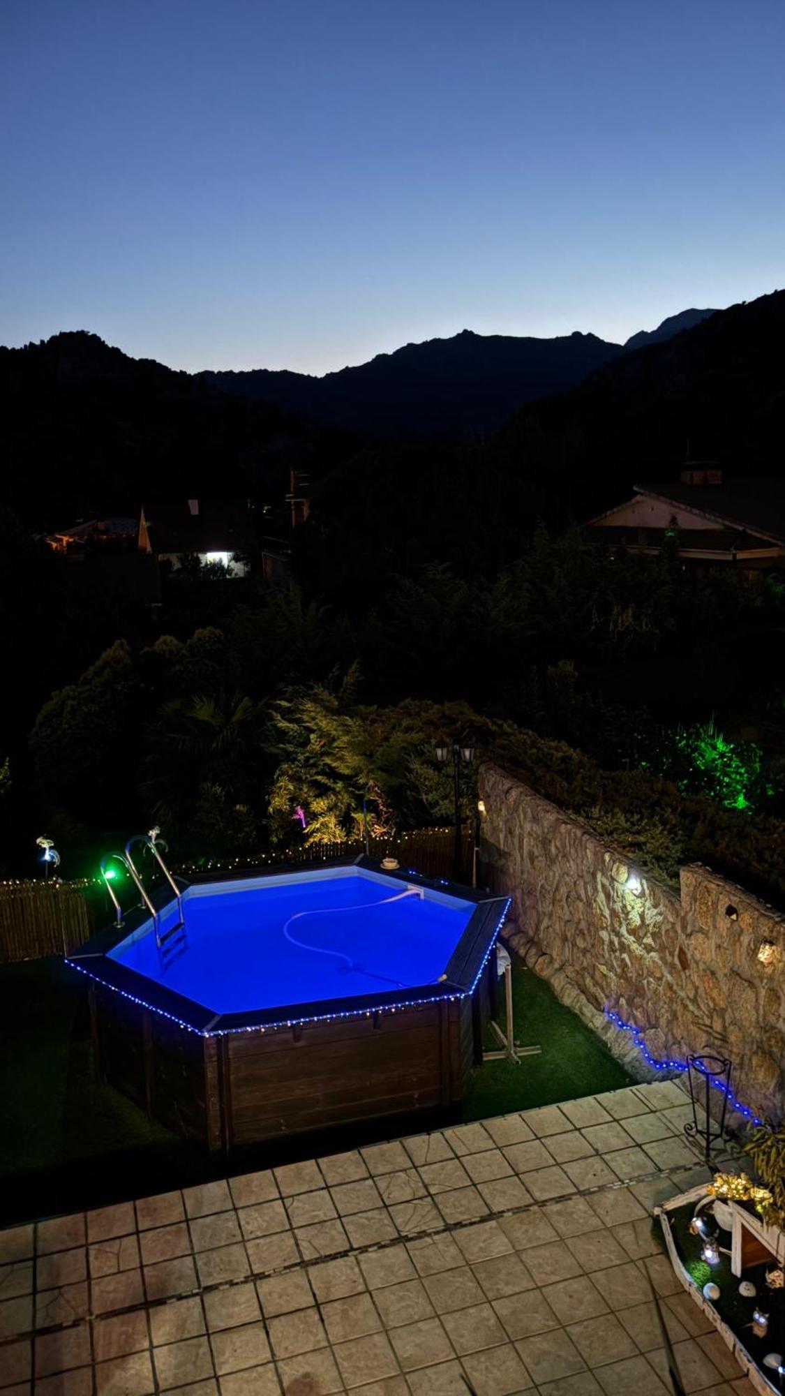 Hotel Lantica roccia Manzanares El Real Exterior foto